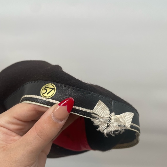 Vintage Vrai Basque Italian Impermeable Dark Brown Wool Beret - Picture 9 of 13